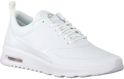 weiße nike thea|Nike Factory Stores.